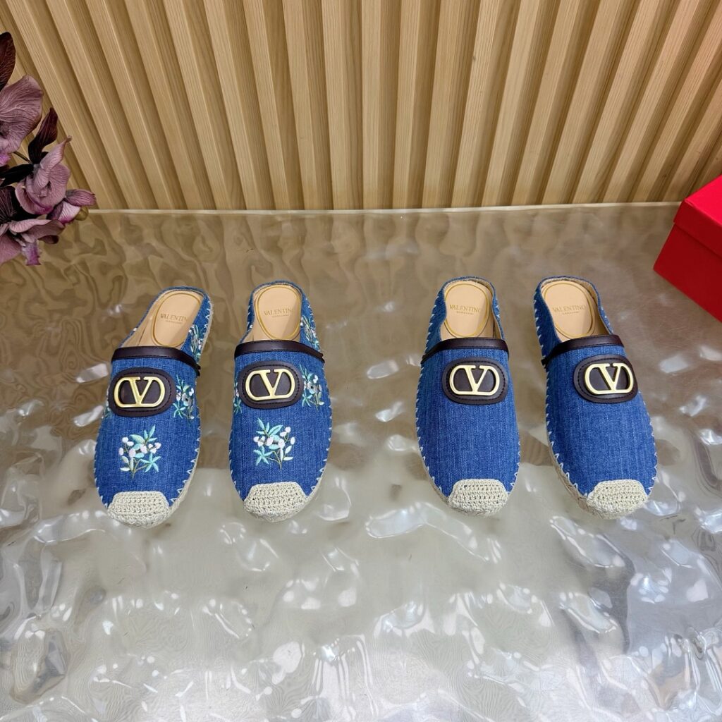 Valentino Shoe Style 2801197