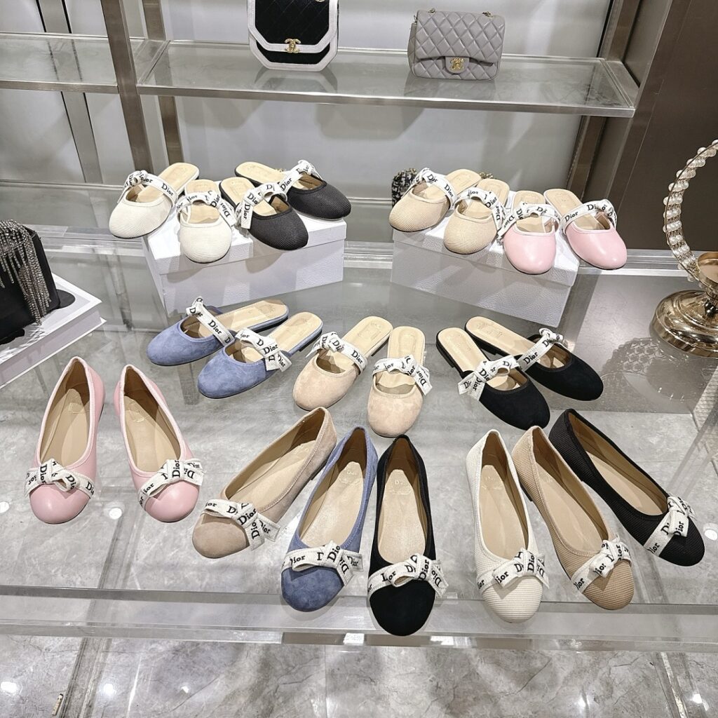 Dior Shoe Style 2701159