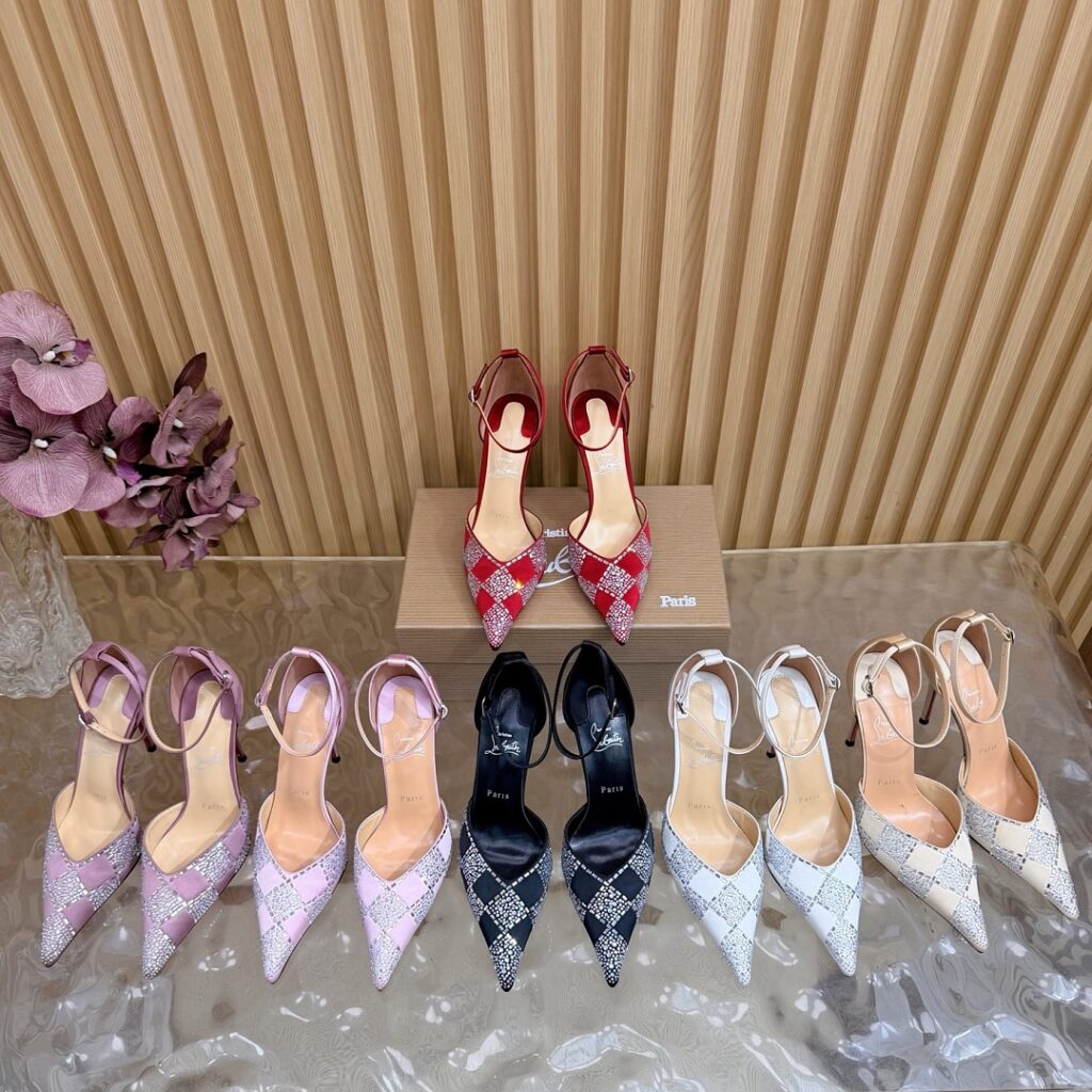 Christian Louboutin Shoe Style 3801197