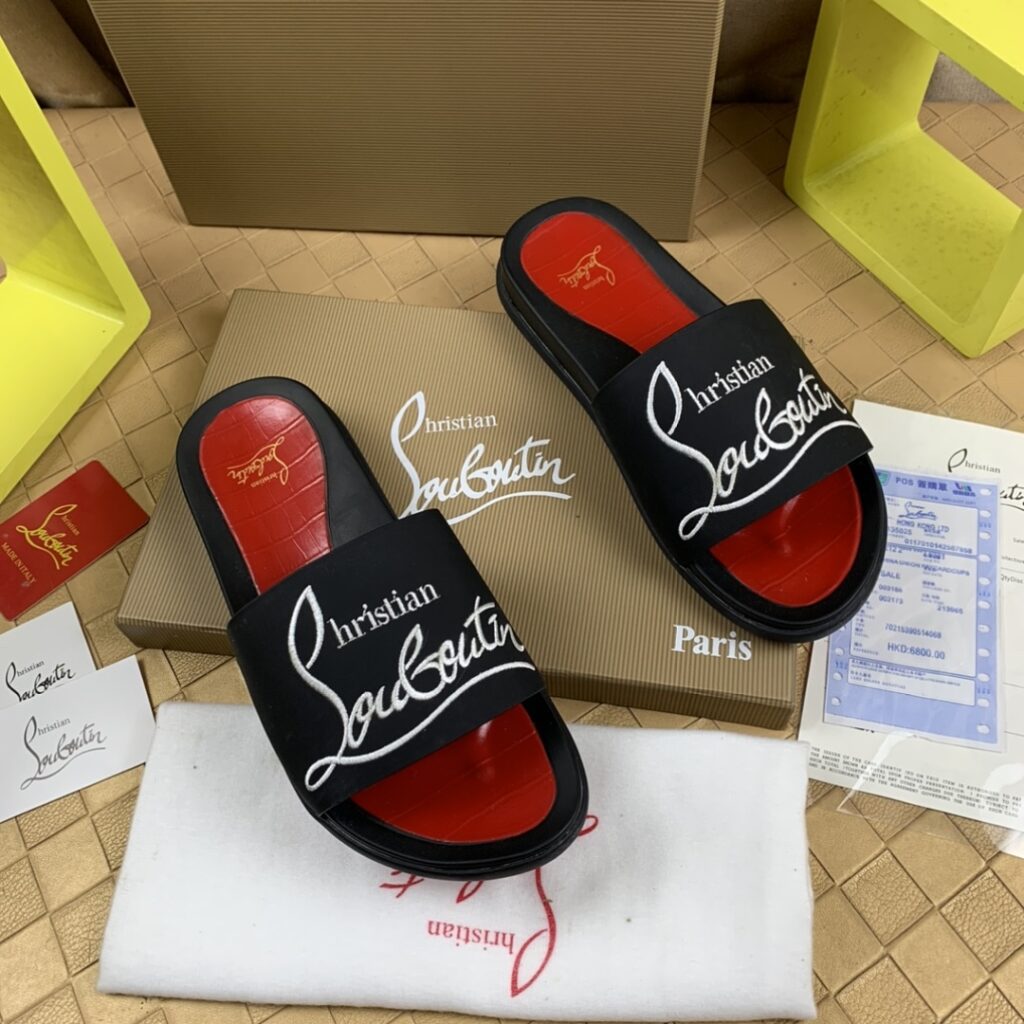 Christian Louboutin Shoe Style 2001193