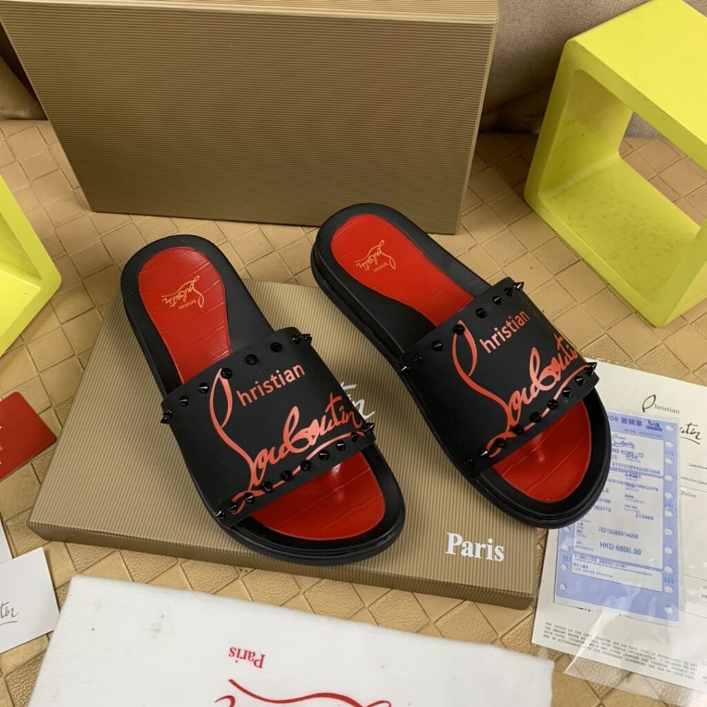 Christian Louboutin Shoe Style 2001193