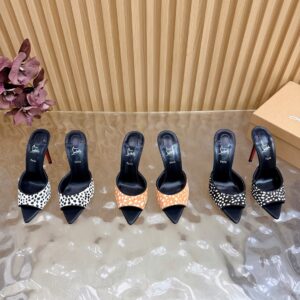 Christian Louboutin Shoe Style 3001197