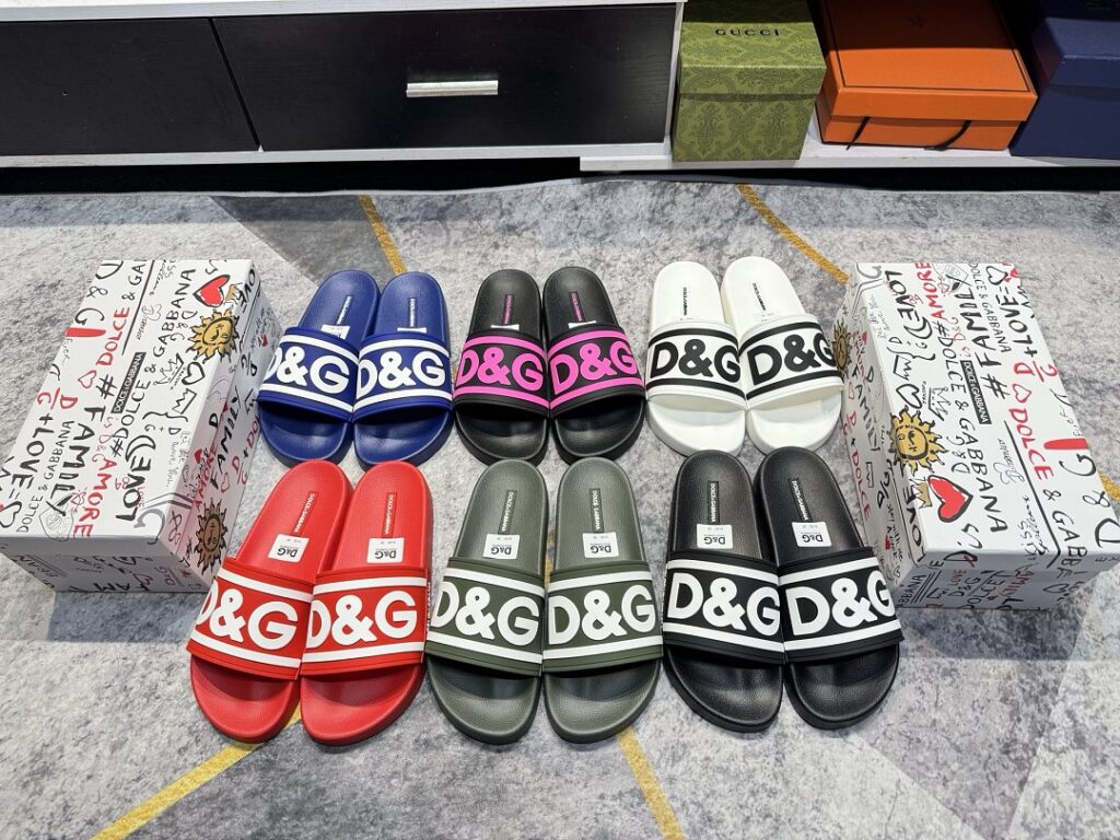 Dolce & Gabbana Shoe Style 1301127