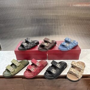 Gucci Shoe Style 2511121