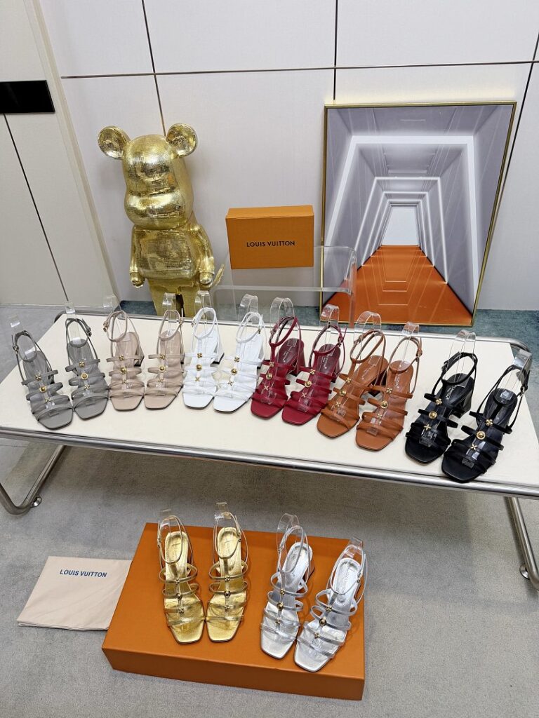 Louis Vuitton Shoe Style 2201194