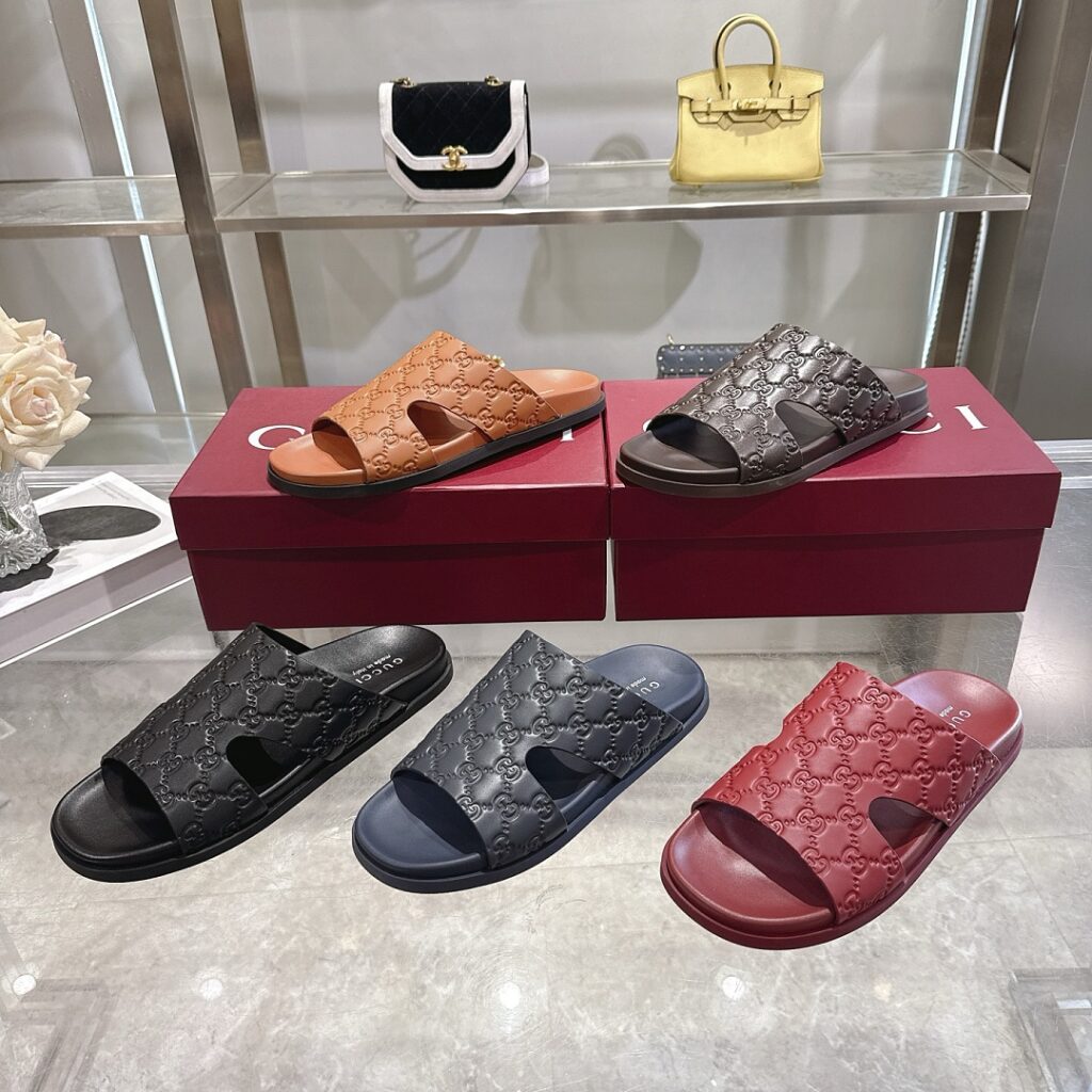 Gucci Shoe Style 2511121