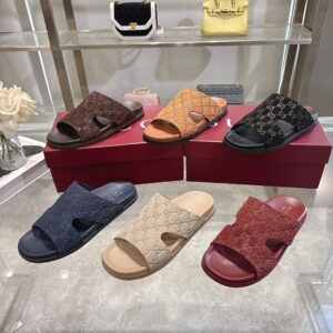 Gucci Shoe Style 2511121