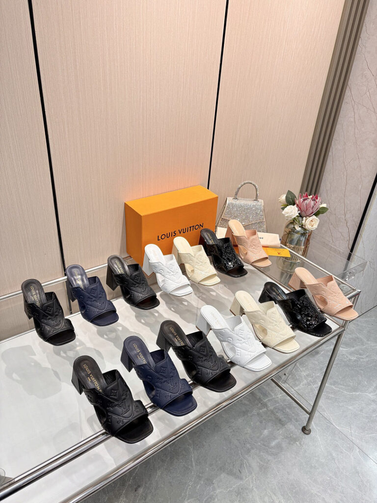 Louis Vuitton Shoe Style 3301192
