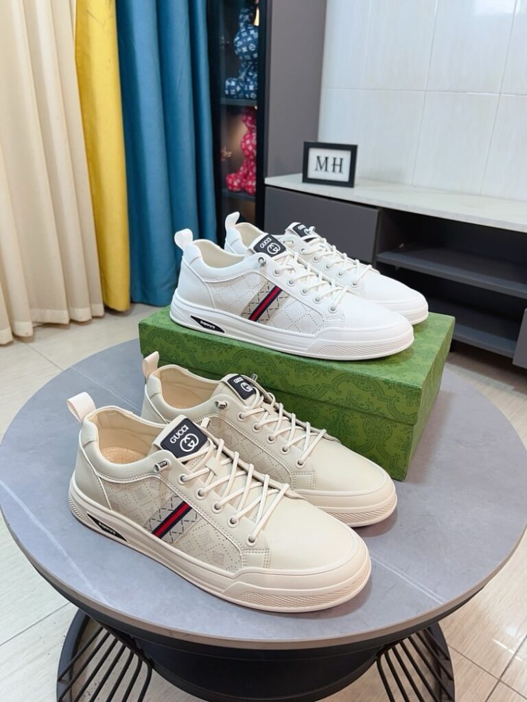 Gucci Shoe Style 2201155