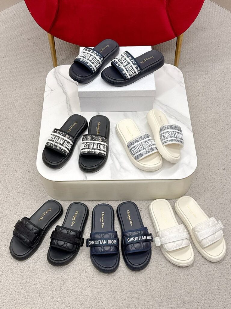 Dior New Style Sizes 35-39 Sizes 40/41 Made to Order, Non-Returnable 2 Styles, 3 Colors Available 2511196