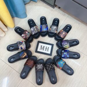 Louis Vuitton New Style Sizes 38-44 Sizes 45 Made to Order 13 Colors Available 1401155