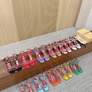 ValentinoNew Style Premium Version 4 cm Heel Sizes 35-41 Sizes 34/42 Made to Order, Non-Returnable 11 Colors Available Rubber Sole 230 Genuine Leather Sole 2701133