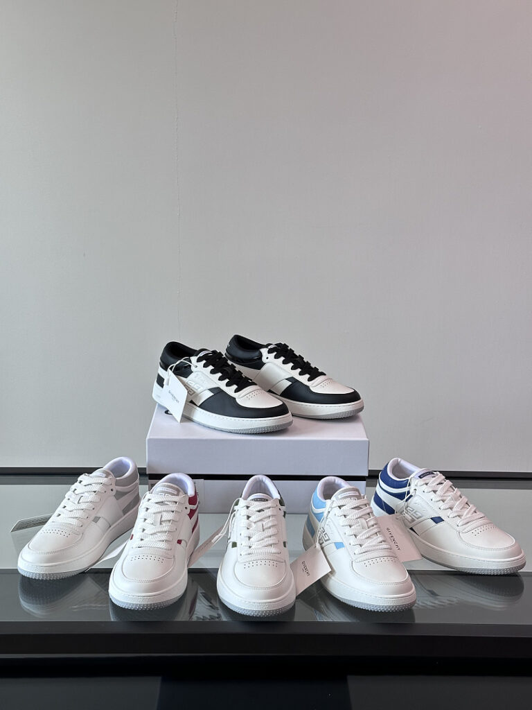 Givenchy New Style Sizes 38-44 Sizes 45 Made to Order 6 Colors Available 2401126