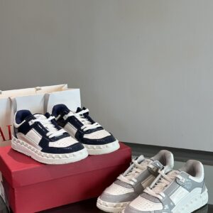 Valentino New Style Sizes 38-44 2 Colors Available 2901126