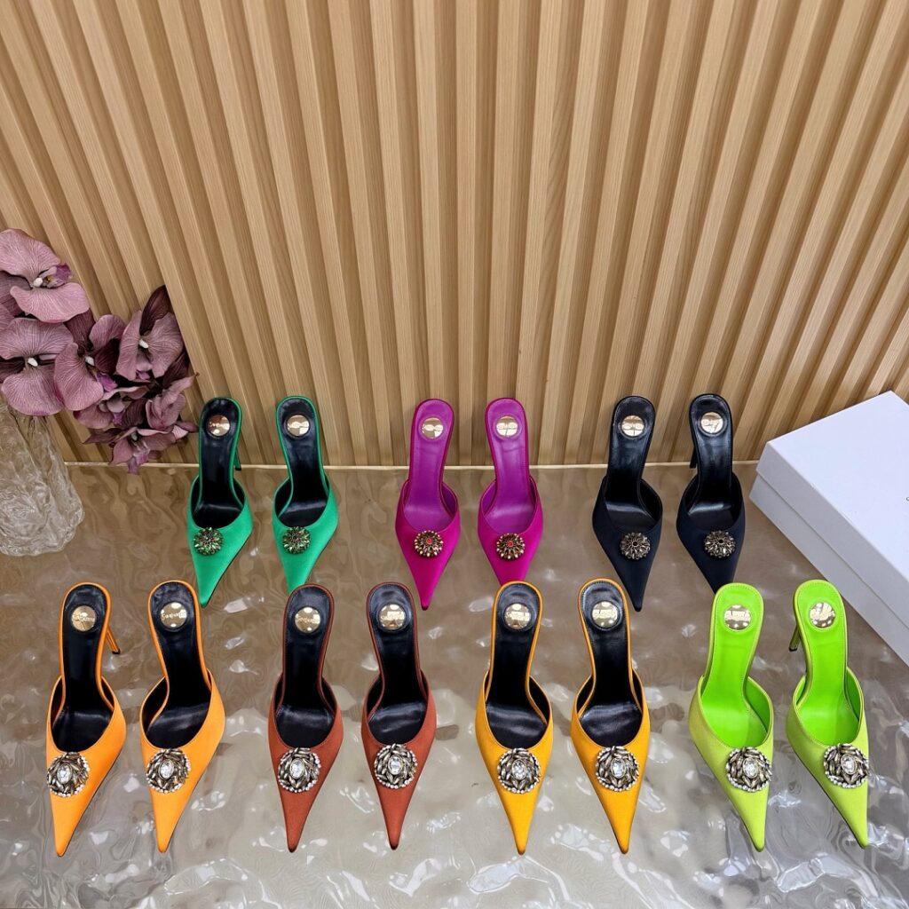 Saint Laurent 2026 New Style 10.5 cm Heel Sizes 35-39 Sizes 40/41/42 Made to Order, Non-Returnable 7 Colors Available 3201197