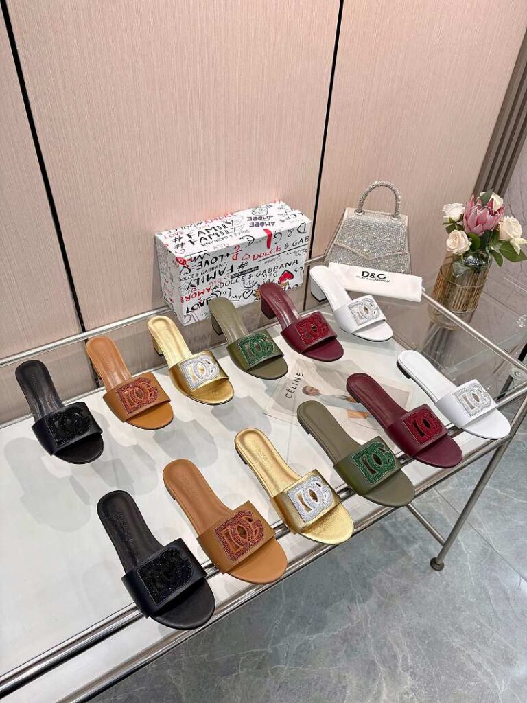 Dolce & Gabbana New Style Sizes 36-42 6 Colors Available High Heel Rubber Sole 210 Leather Sole 240 Rubber Sole 190 Leather Sole 2301117