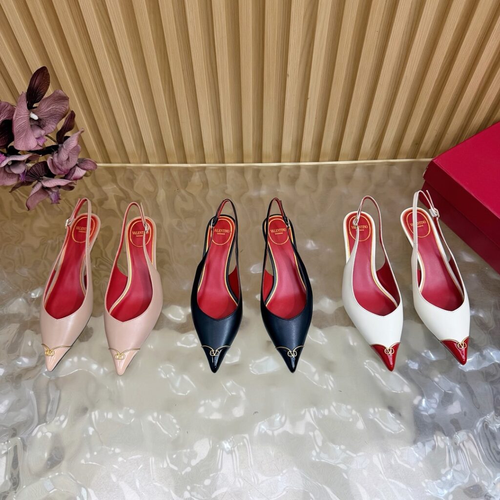 Valentino Shoe Style 3101197