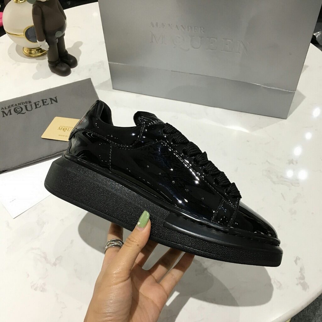 Shoe Style 02201356