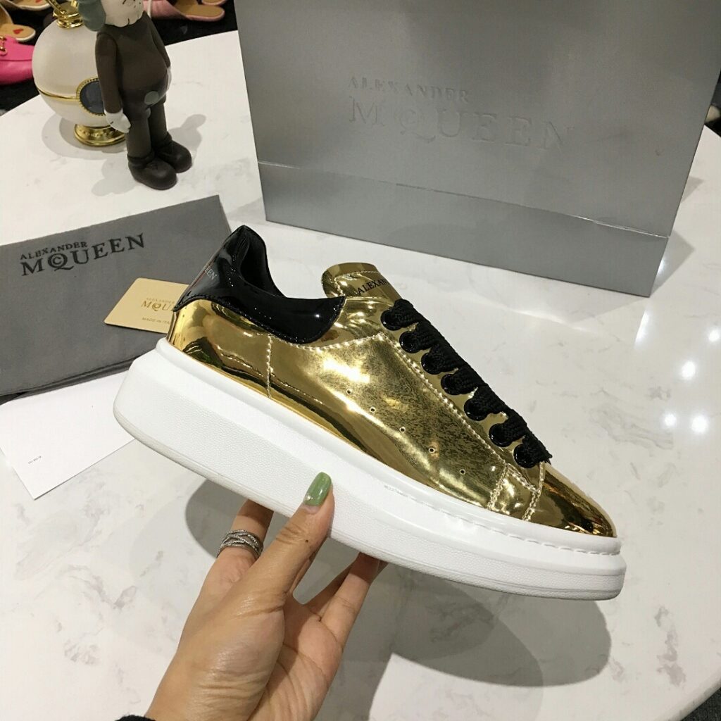 Shoe Style 02201354