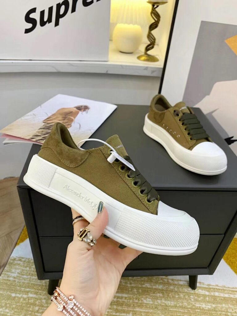 Shoe Style 2201116
