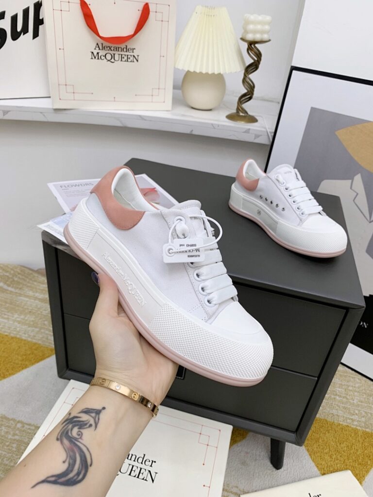 Shoe Style 2301116