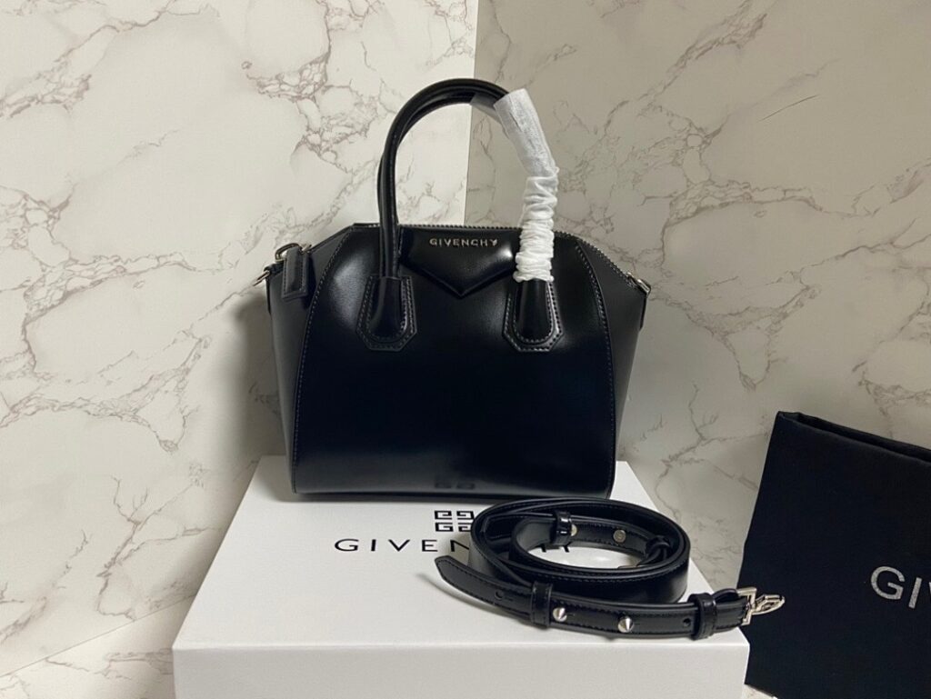 Givenchy Bag Style 23cm