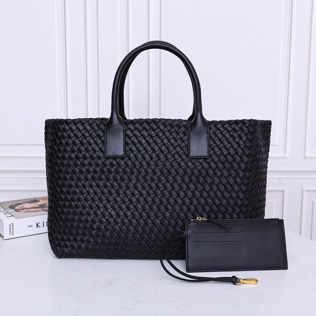 Bottega Veneta Bag Style 2234