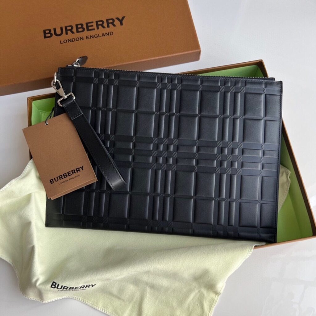 Burberry Bag Style 340567