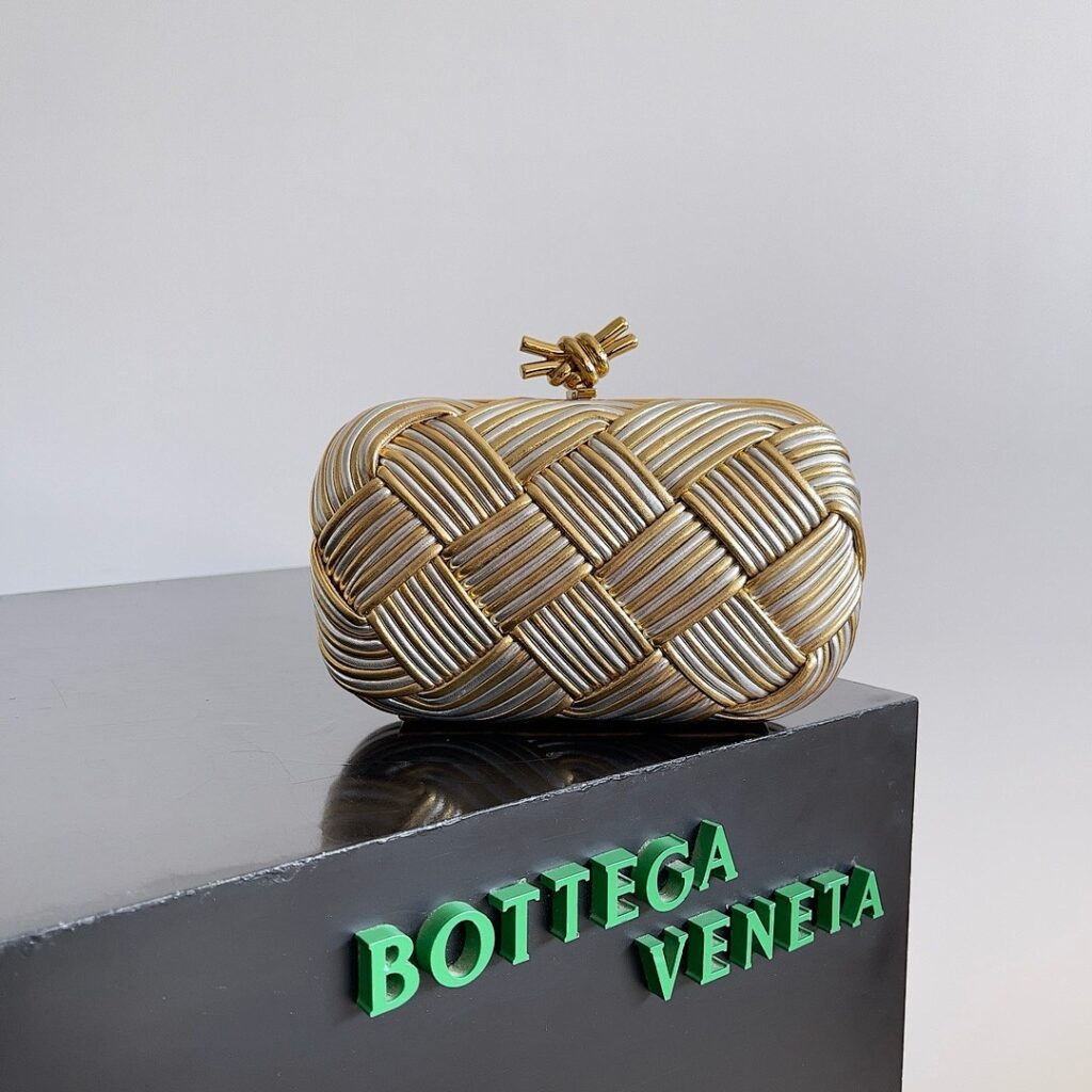 Bottega Veneta Bag Style 804532