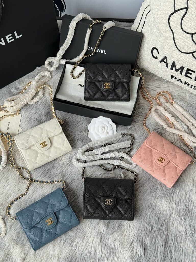 Chanel Bag Style A81082