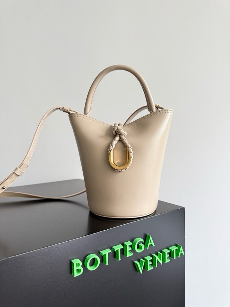 Bottega Veneta Bag Style 815244