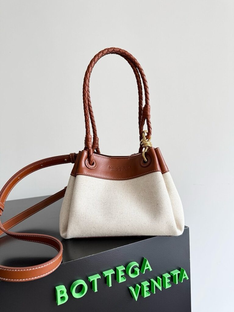 Bottega Veneta Bag Style 826220