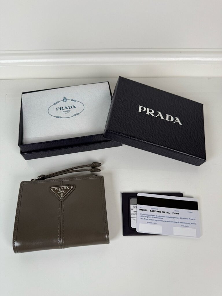 Prada Bag Style 1ML050