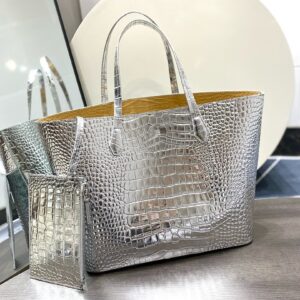 Givenchy Bag Style 206252579