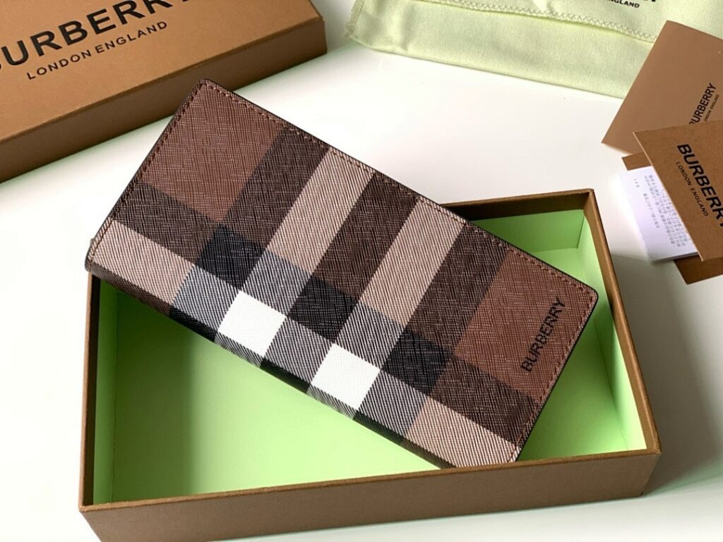 Burberry Bag Style 80366701
