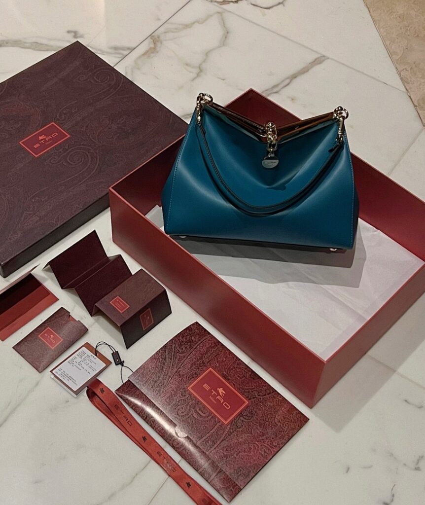 Dolce & Gabbana Bag Style 211330219