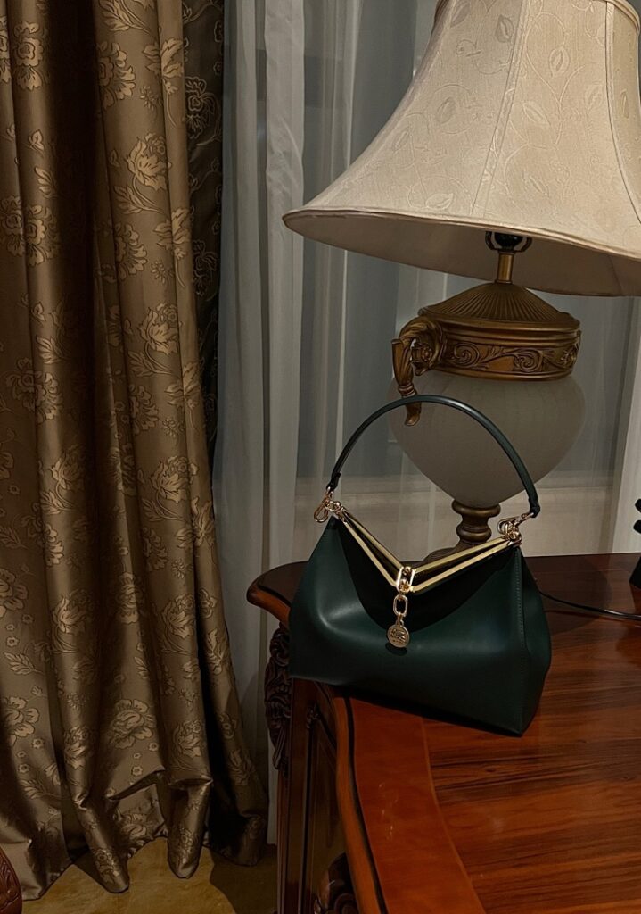 Dolce & Gabbana Bag Style 211331705