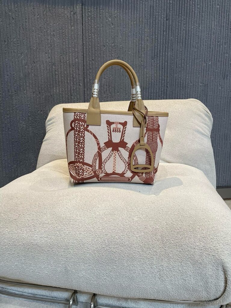 Hermes Bag Style 213592350