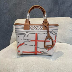 Hermes Bag Style 213592536