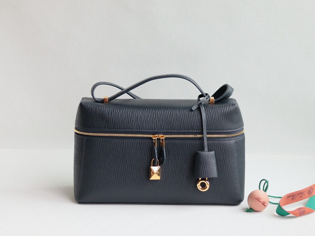 Loro Piana Bag Style L27