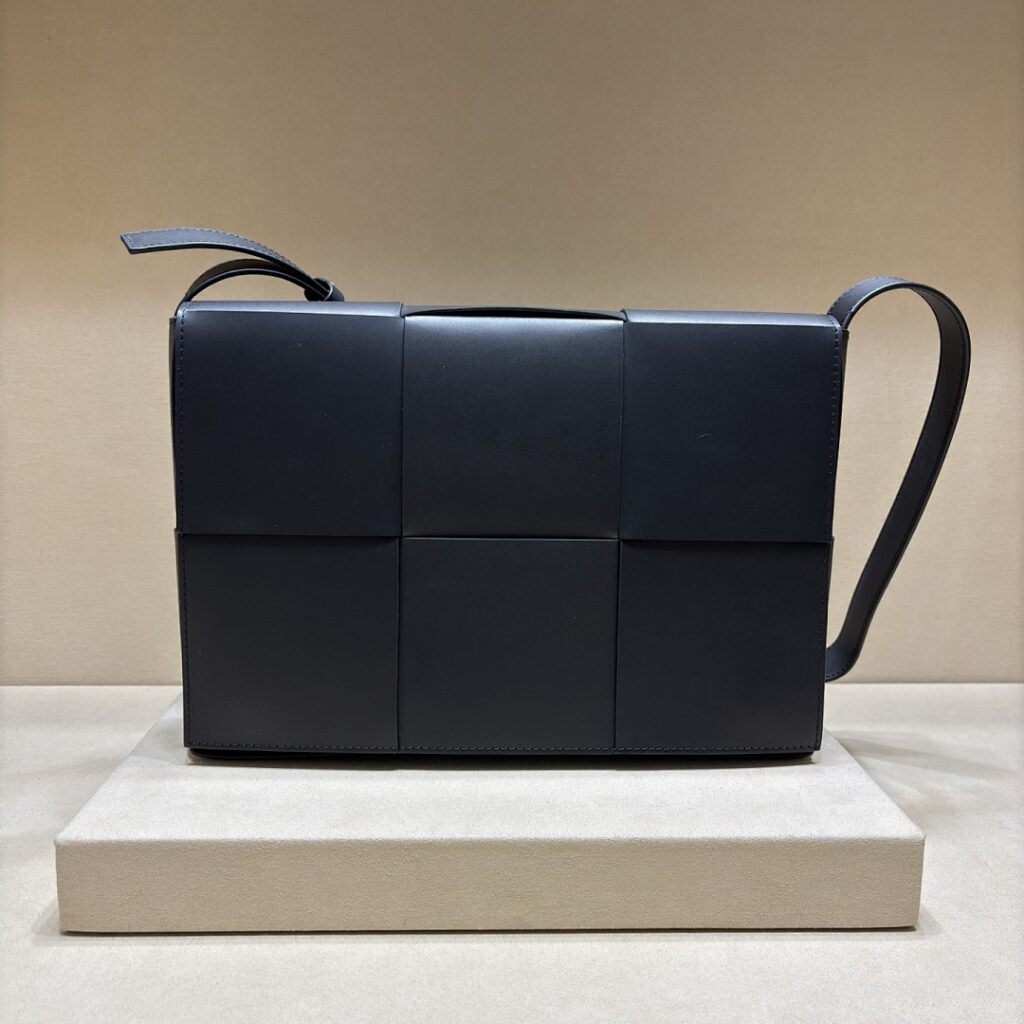 Bottega Veneta Bag Style 217879627