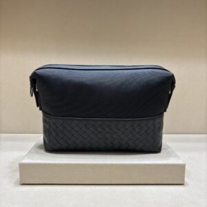 Bottega Veneta Bag Style 217880346