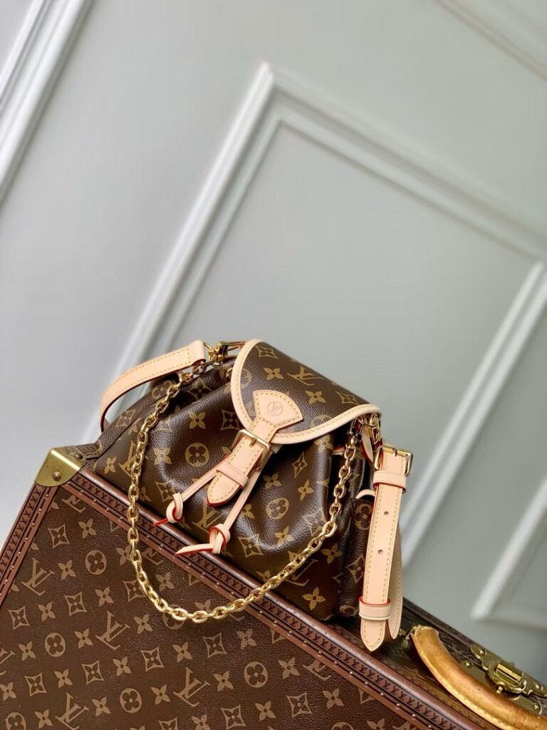 Louis Vuitton Bag Style M25085