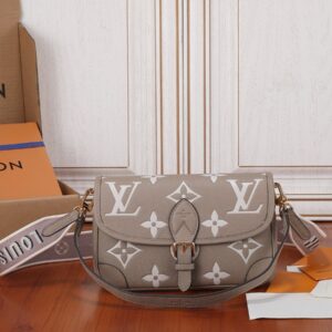 Louis Vuitton Bag Style M46583