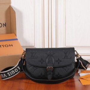 Louis Vuitton Bag Style M46386