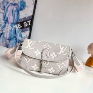 Louis Vuitton Bag Style M14214