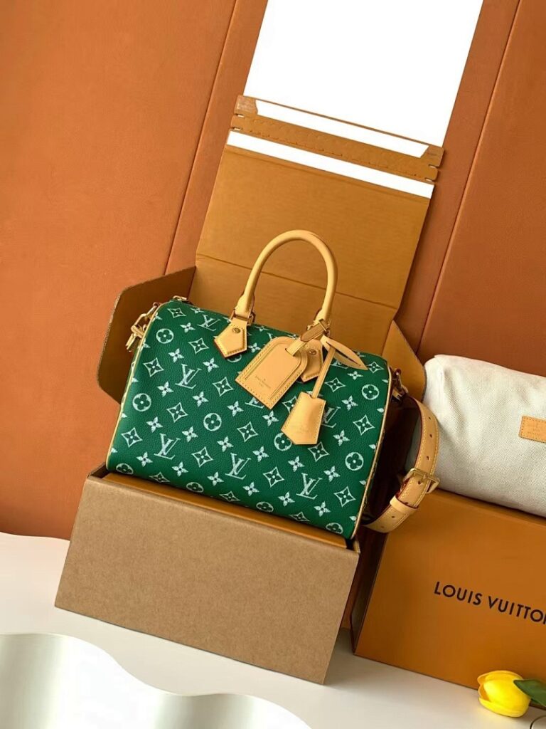 Louis Vuitton Bag Style M14077