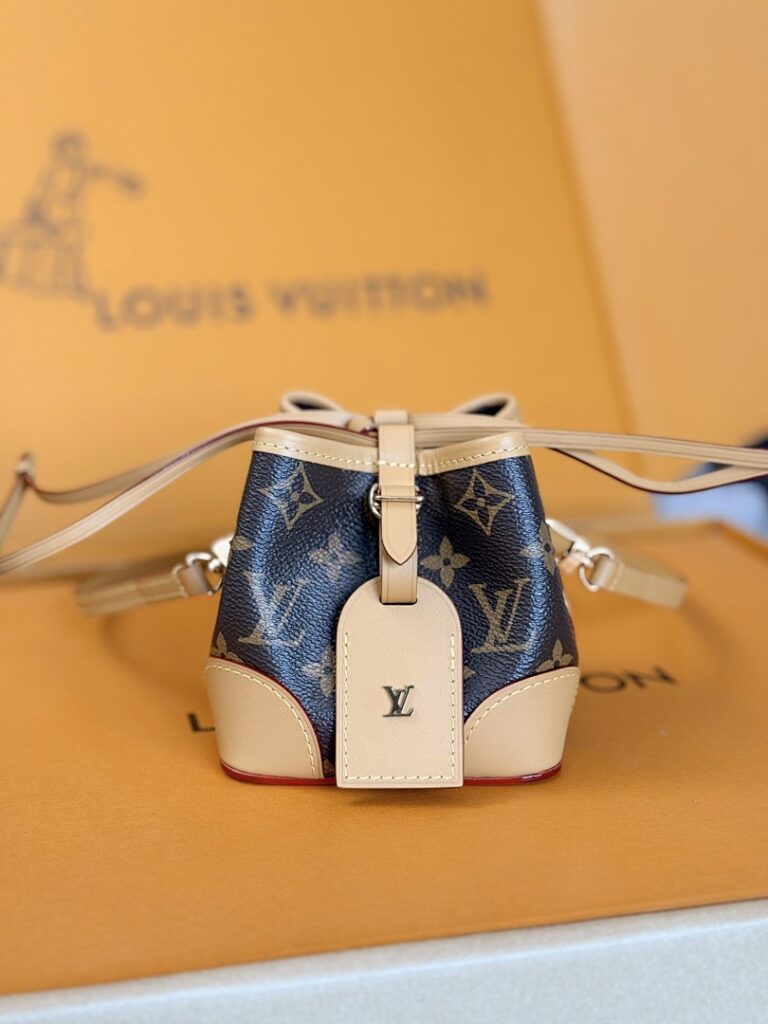 Louis Vuitton Bag Style M57099