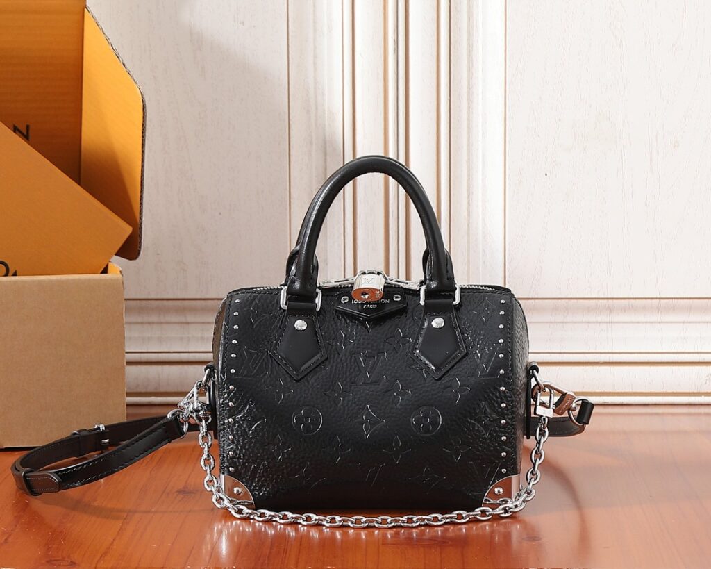Louis Vuitton Bag Style M27921