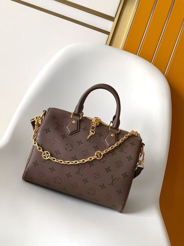 Louis Vuitton Bag Style M26690